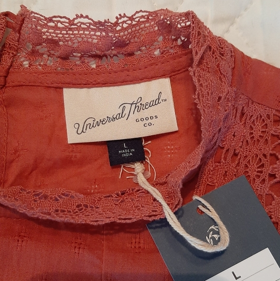 Universal Thread Rust Lace Puff Sleeve Blouse - Picture 14 of 16